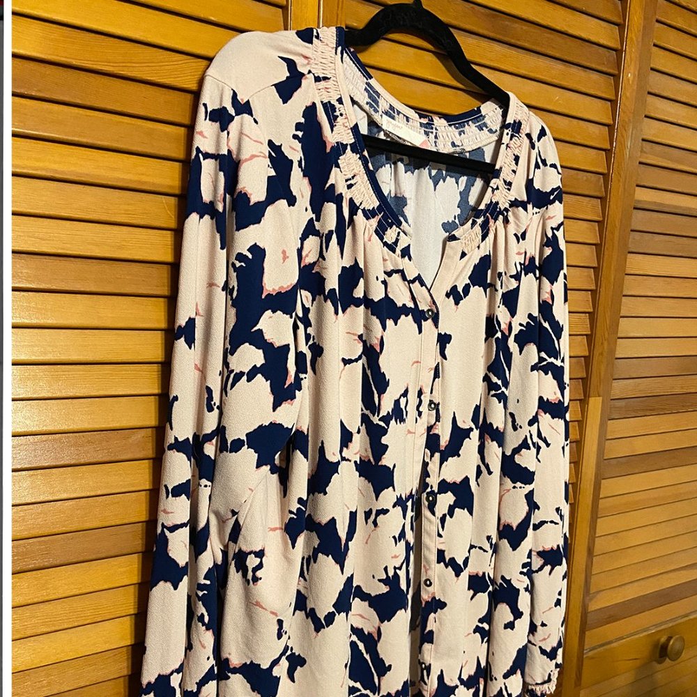 LONG-SLEEVED BLOUSE WITH SMOCKING AND STRETCH, SIZE 3X